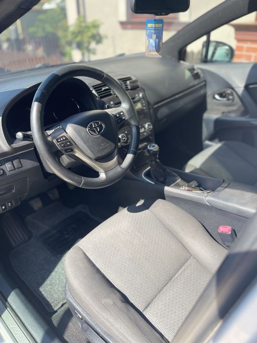 Vand toyota avensis t27 2010