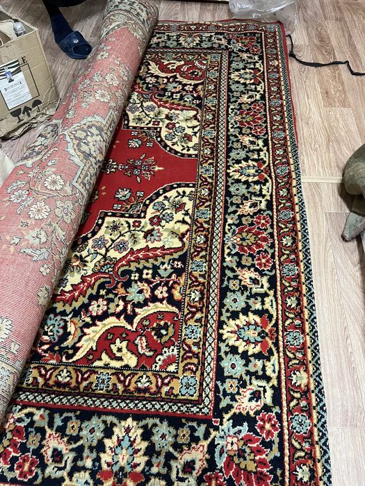 Продам ковер в отличном состоянии