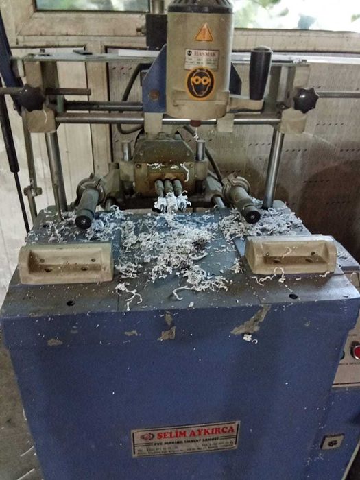 Продам станки для производства  пластиковых окон