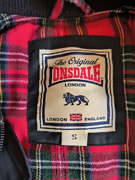 Lonsdale бомбар s размер