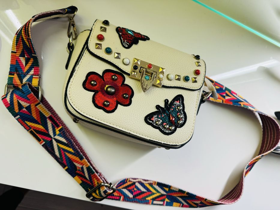 Дамска чанта