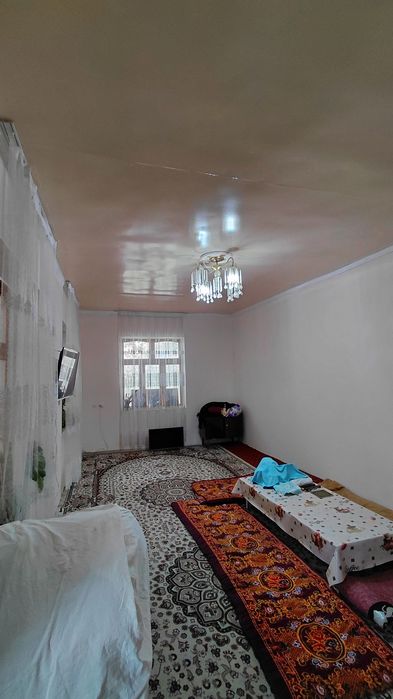 2.2 sotix hovli sotiladi