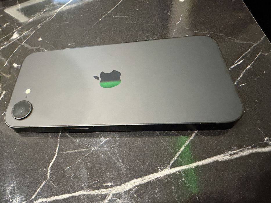 Iphone 16 e impecabil