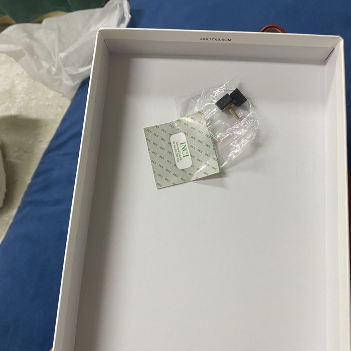 Туфли красные женские