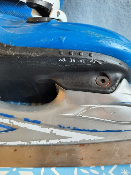 Patine de gheata folosite, reglabile, mas.38-41