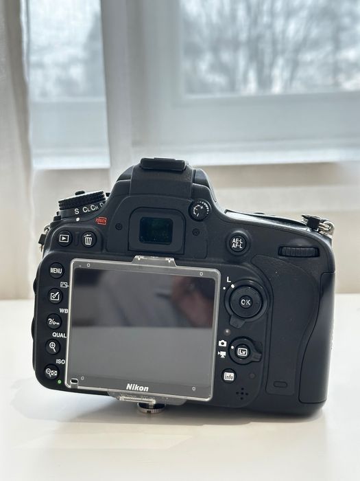 Nikon D600, senzor Full Frame (FX) de 24.3 MP