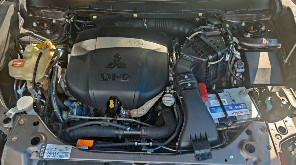 MITSUBISHI Outlander 2012 — imagine 4