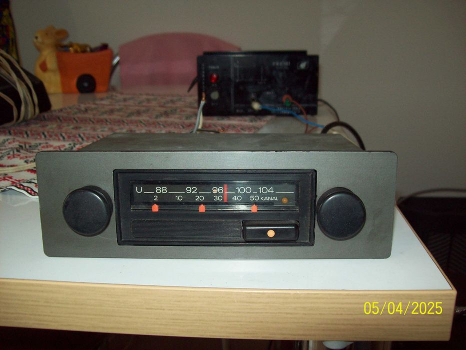 Radio auto epoca Grundig Salzgitter Volkswagen Kafer T1 , T2 , Golf 1