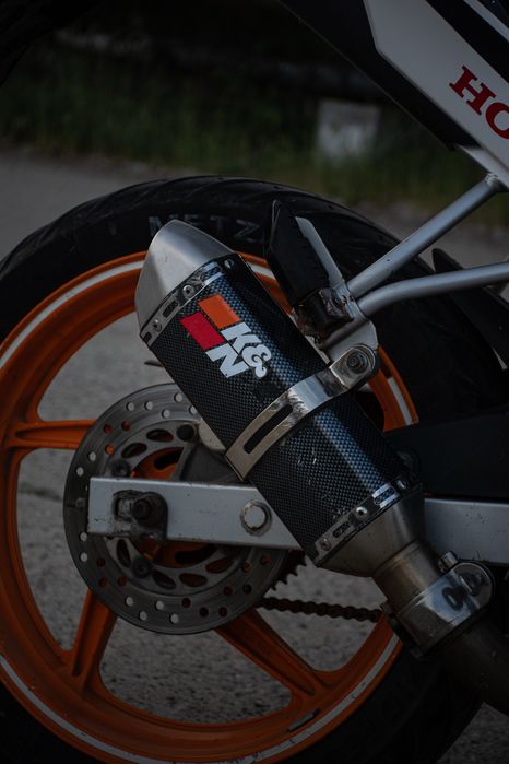 Honda cbr 125r 2016