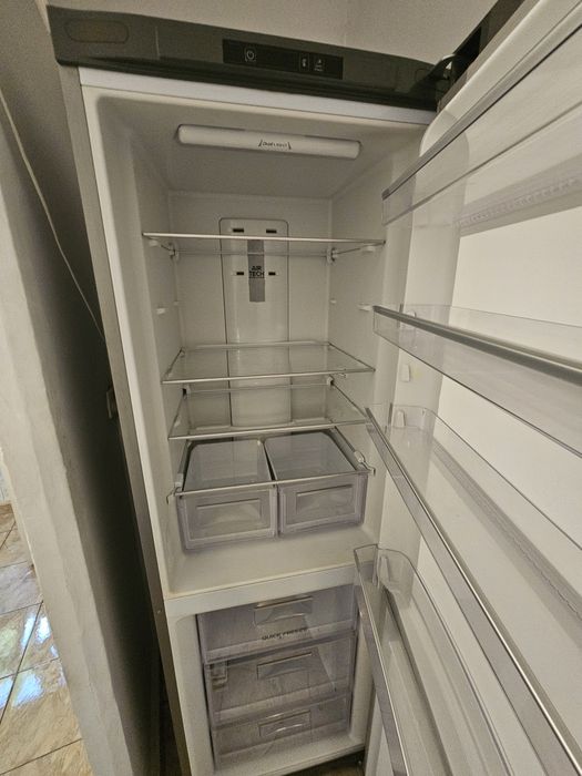 Frigider Ariston Hotpoint