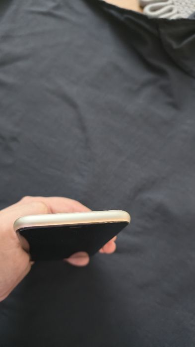 Iphone 11 ,128 GB White