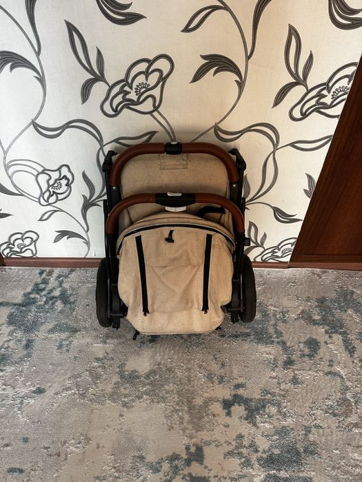 Продам коляску..