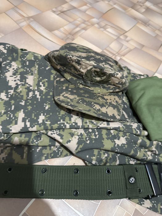 Продаю комплект  военной формы