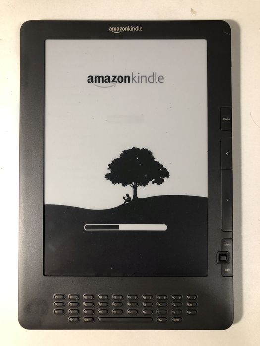 Электронная книга Amazon Kindle DX Graphite или обмен
