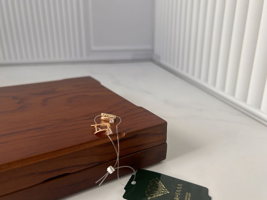 Золотые детские сережки