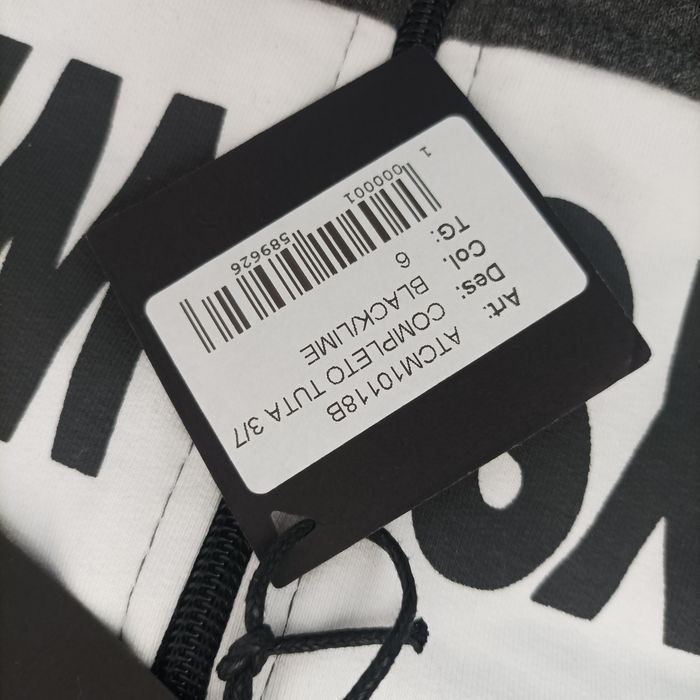 Ново преходен сезон яке 110-116см