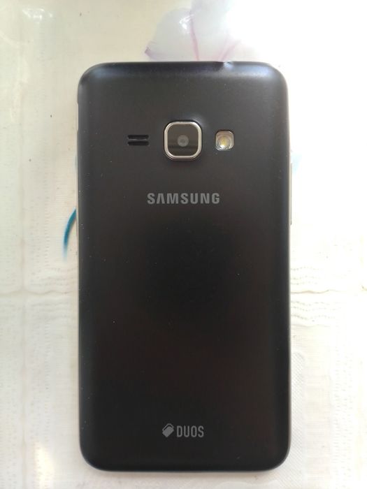 Продам телефоны Samsung LG