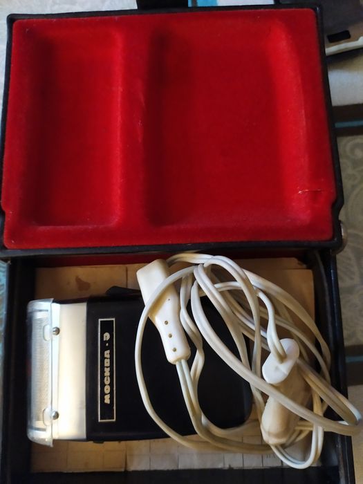 Aparat de ras electric vintage cu accesorii si certificat de garantie