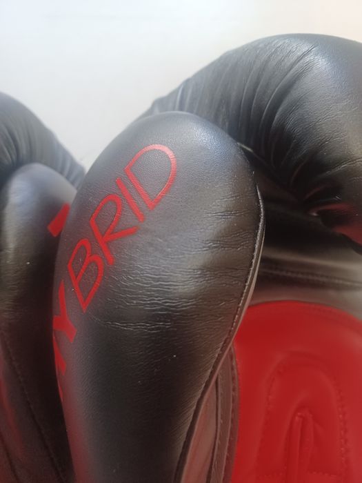 Боксови ръкавици adidas hybrid 100  10oz