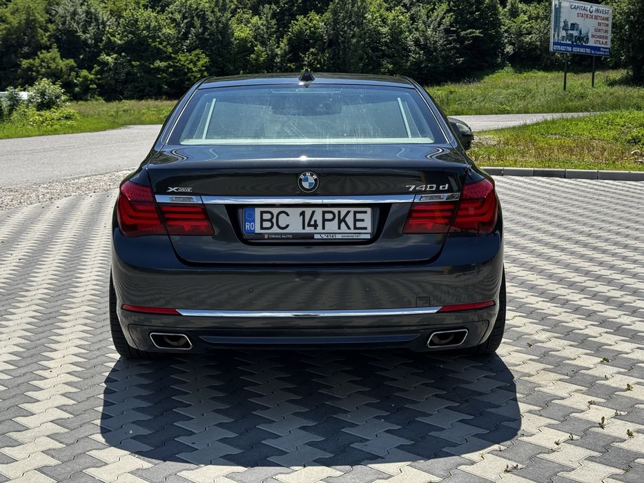 BMW Seria 7 2015 — imagine 4
