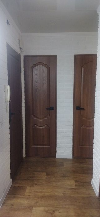 Продам квартиру 3 комнатную