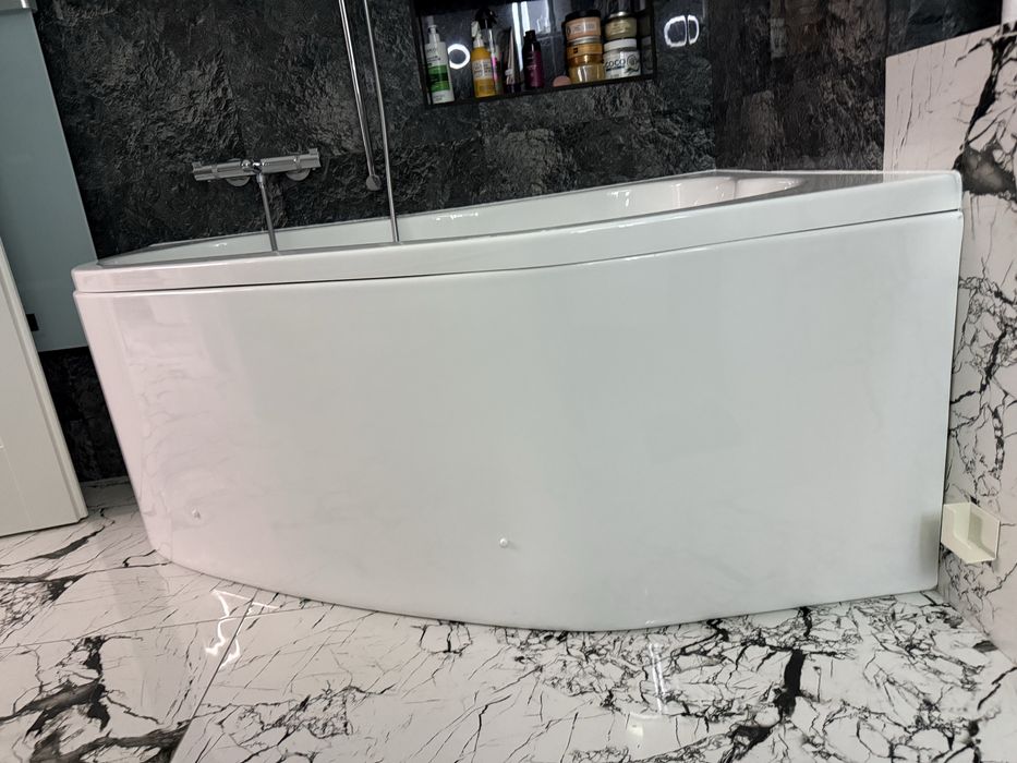 Cada belform pe colt ca noua romstal