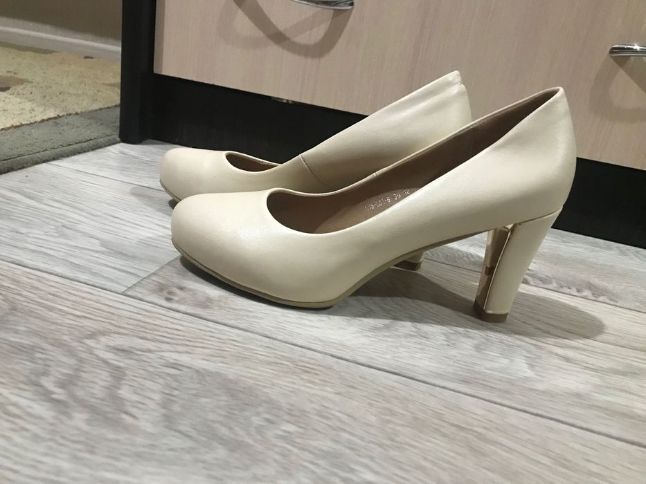 Отдам красивые туфли