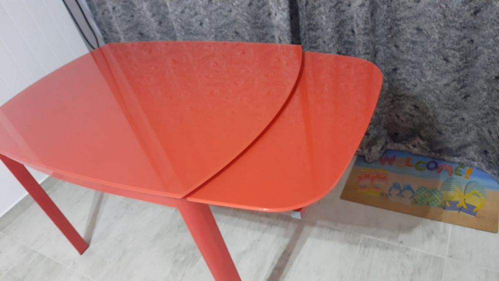Masa sticla securizata-extensibila 180 cm×60 cm , picioare metalice