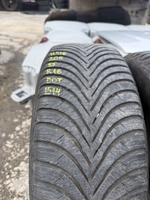 4 боря зимни гуми Michelin 205/55 R16 Dot 1514 ном 518
