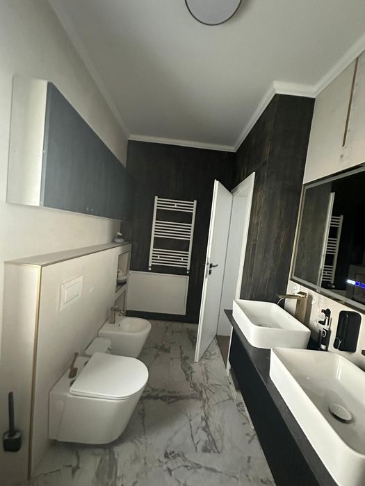 Casa D+P+E in Tomesti ,TVA inclus , Asfalt, Tâmplărie VEKKA
