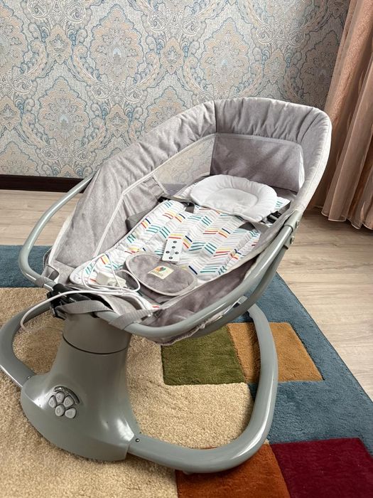 Продам шезлонг детский