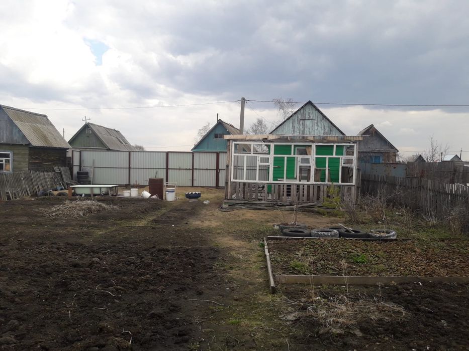 Продам дачу в поселке Новопавловка.