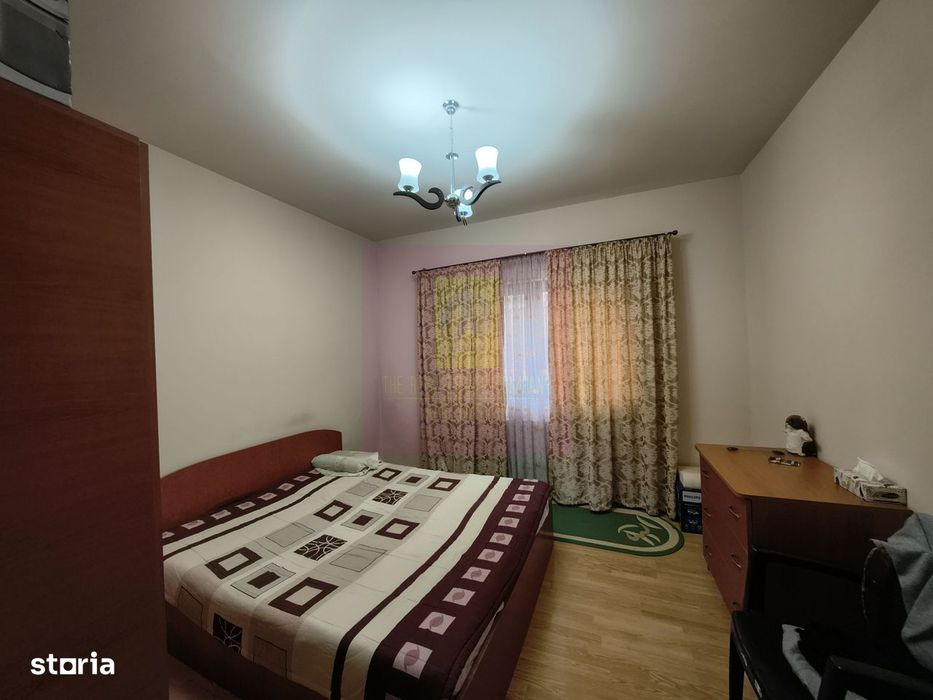 Vilă individuală cu 5 camere, curte proprie în Afumați lângă primărie