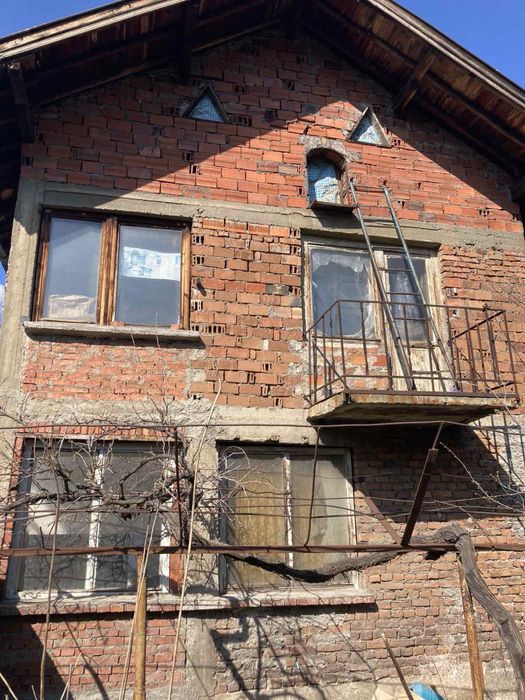 Къща в село Големо село