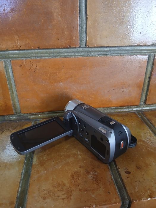 Холати янги  Canon  камера