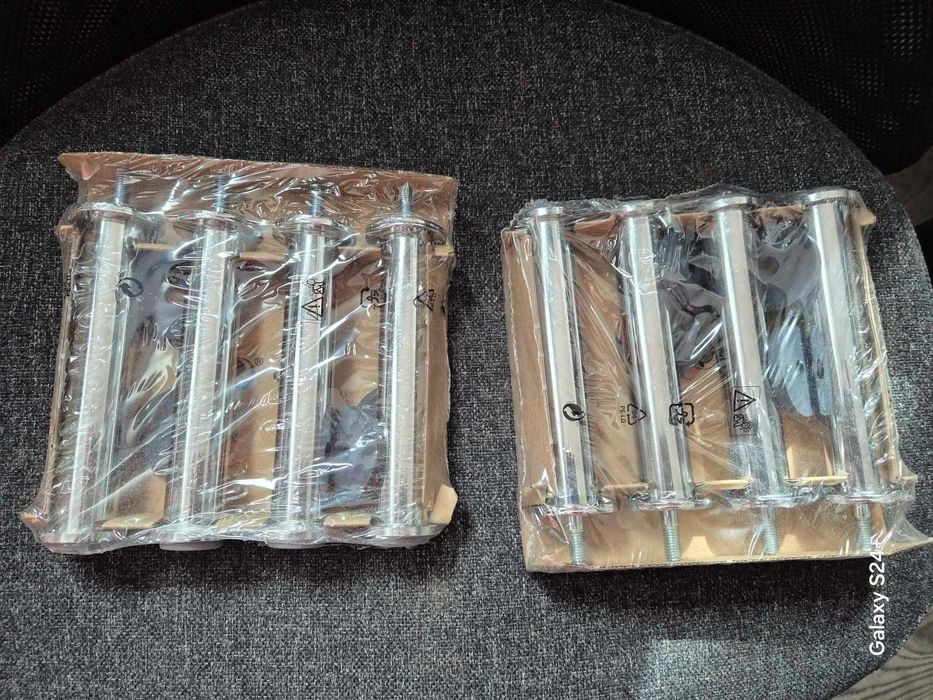 Комплект от по 4 крака за мебели (инокс)