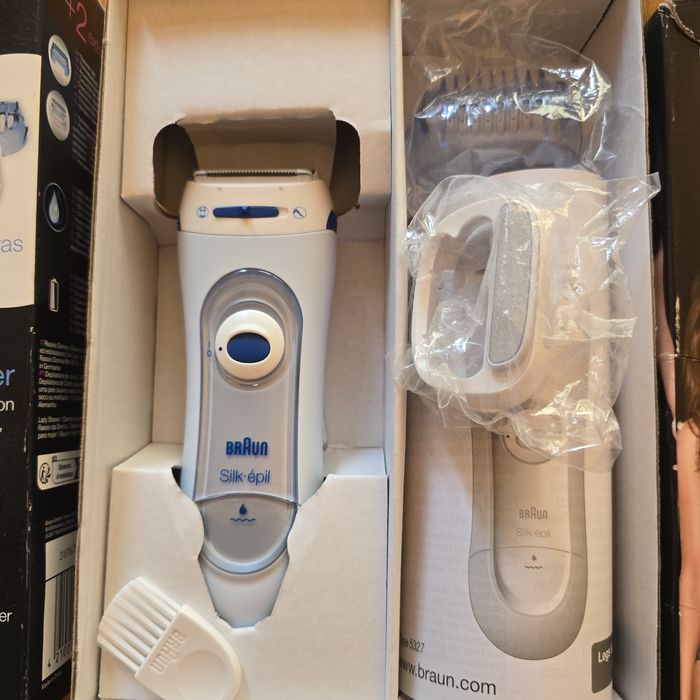 Aparat de ras/Epilator  electric pentru femei Braun Silk-Epil 3 în 1, albastru, set Nou