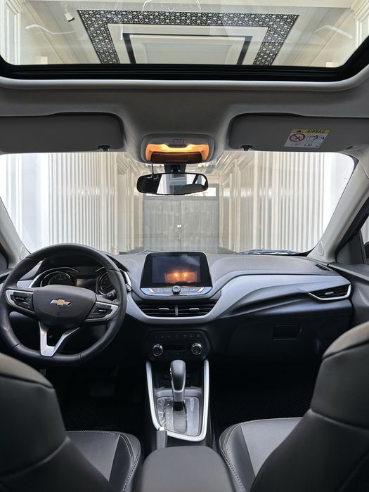 Chevrolet Onix avtomobili