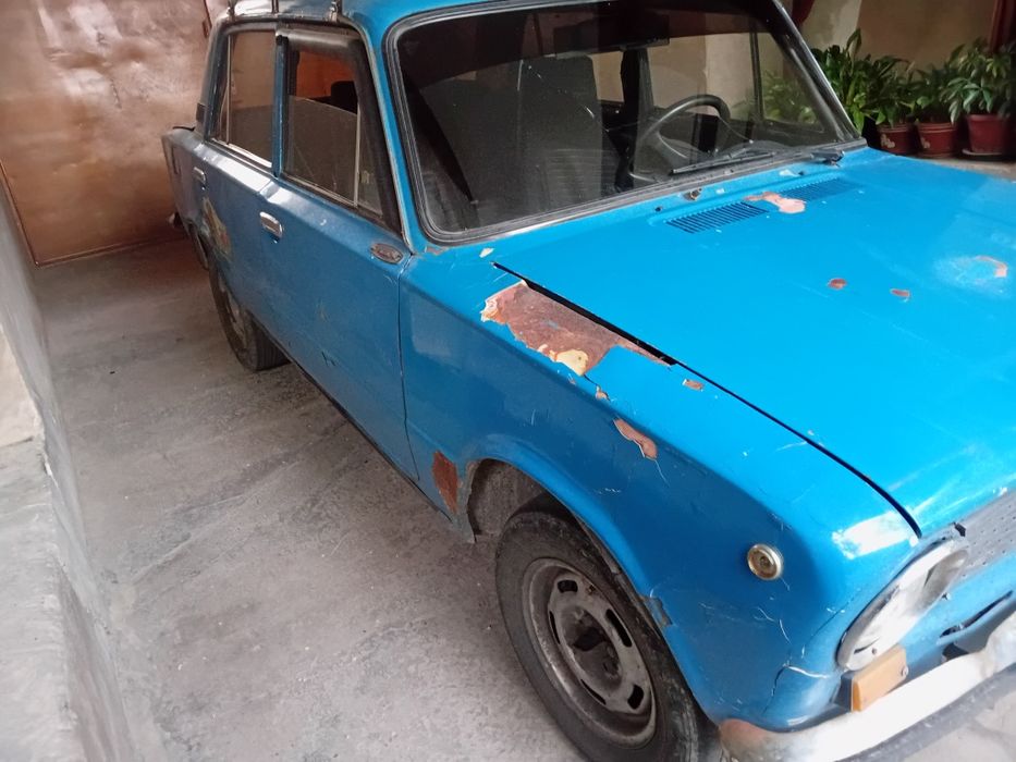 Jiggling 21011 kraskas bor kelish tirib beramiz  raxmat