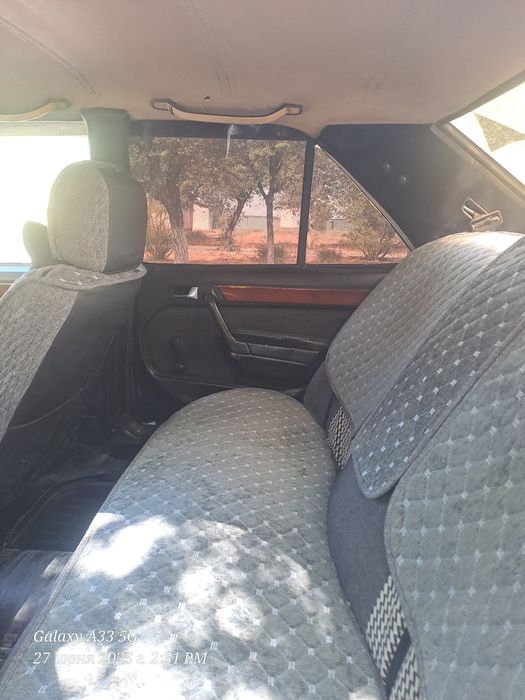 Мерседес 190  механик 1992