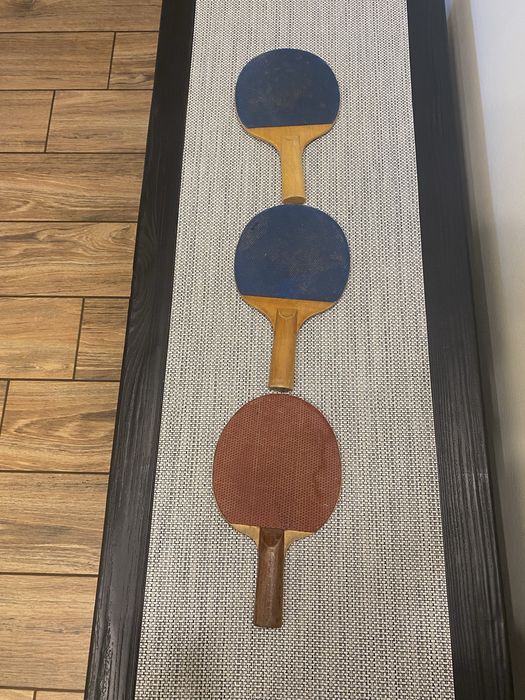 Set de 3 palete de tenis de masa vechi