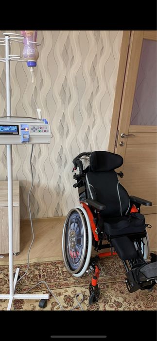 Инвалидная коляска. Детская