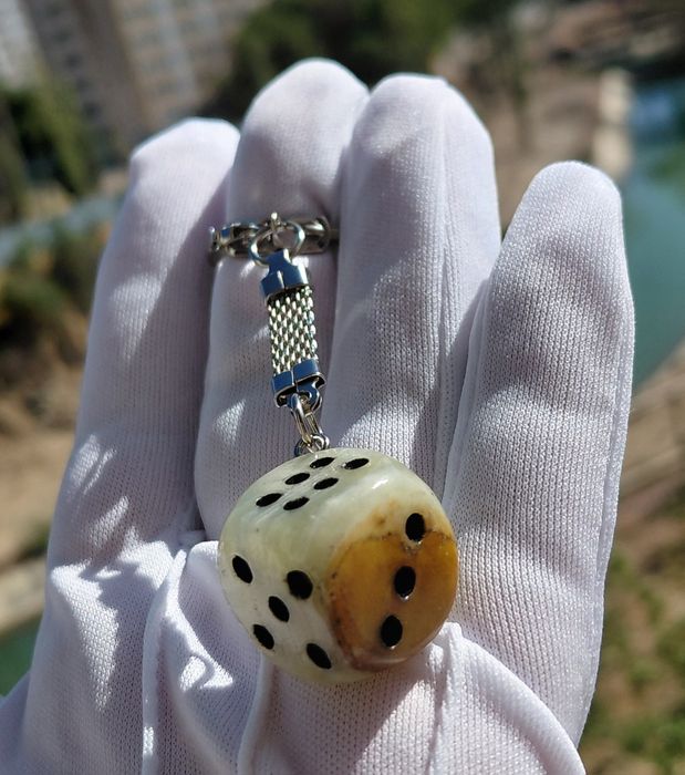 Брелки Кубик Рубик из натуральных камней.