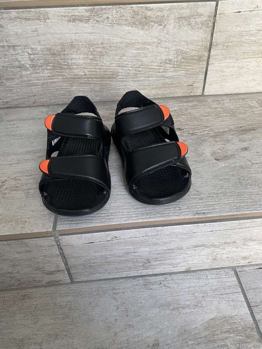 Сандали на adidas