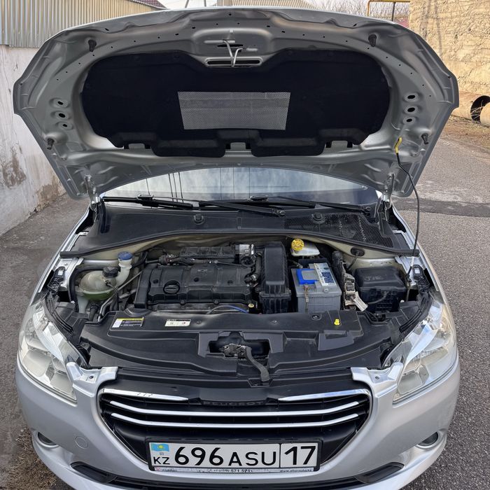 PEUGEOT 301 пежо 301