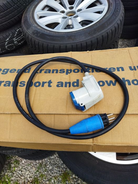 Захранващ кабел за кемпер каравана къмпинг почивка