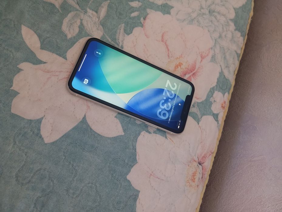 iPhone 11 128гб.