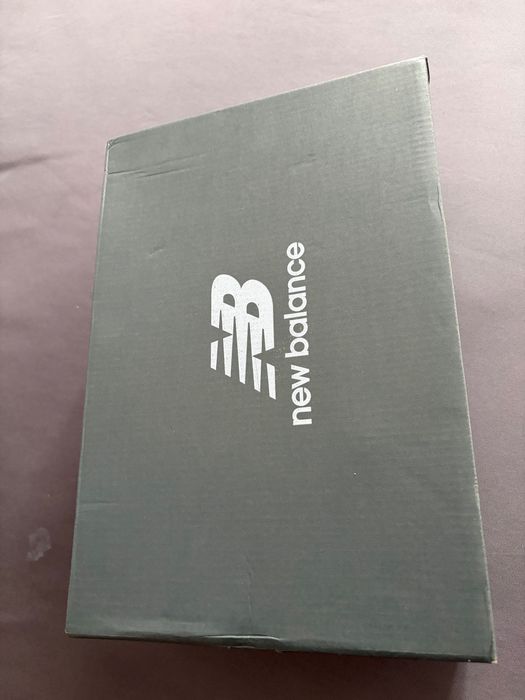 Маратонки new balance 9060