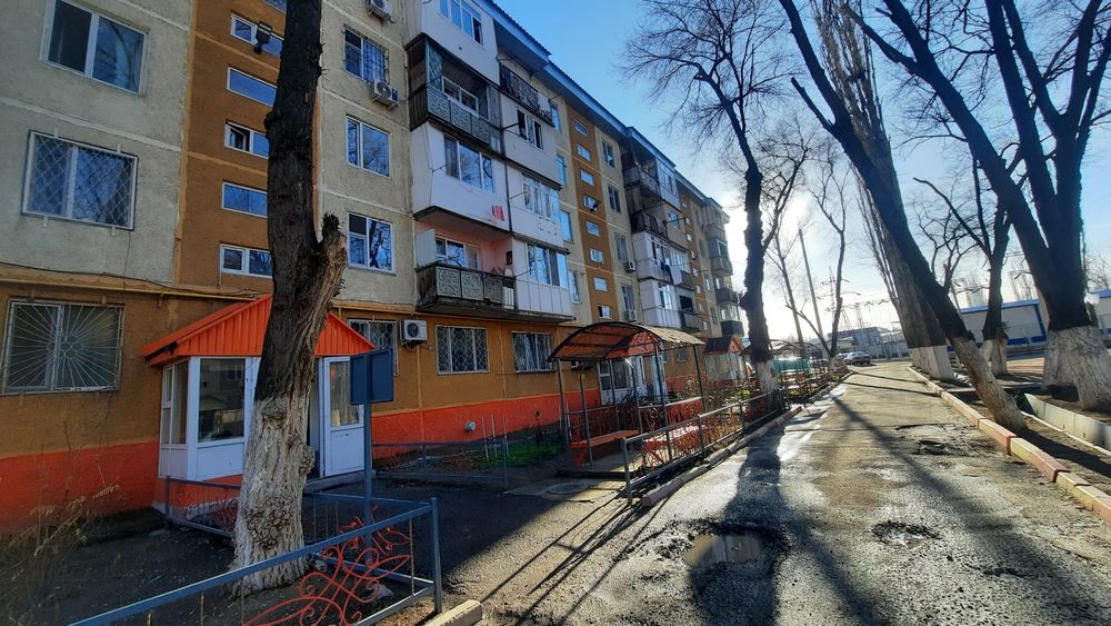 Продам 2 х ком.квартиру 7 мкр