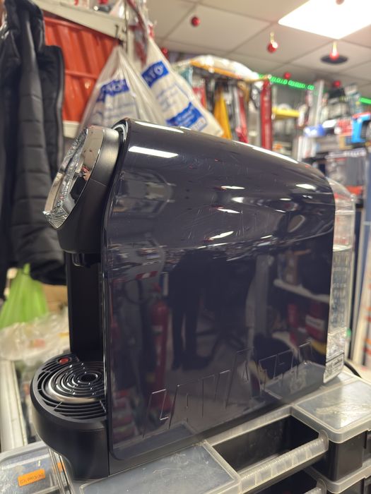 Кафе машина LAVAZZA BLUE LB 900 CLASSY COMPACT +30бр капсули